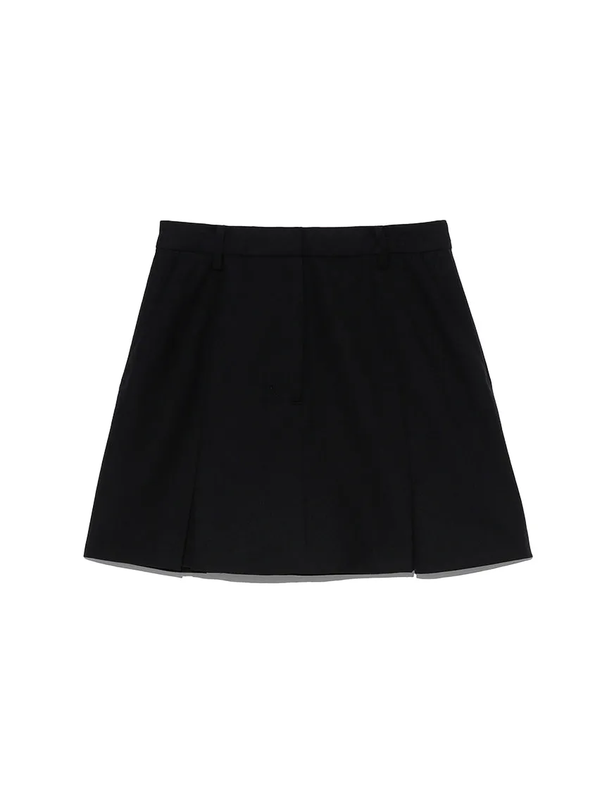 Mid Rise Mini Skirt